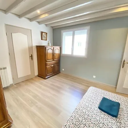 Damalix Front De 5 Pax Nyaraló